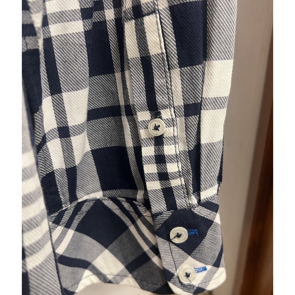 TALBOTS Long Sleeve Botton Up Classic Checked Blouse Navy & White Sz L NWT - Picture 5 of 6